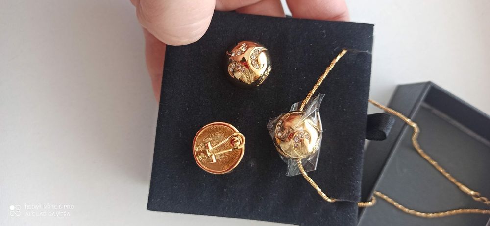 Продам новый набор кулон и серьги