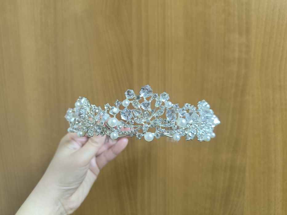 Диадема тиара корона