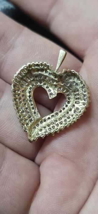 Pandant aur diamante