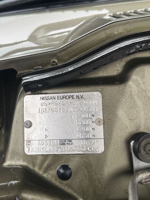 Patrol Y61 2.8 autoutilitara 4 locuri