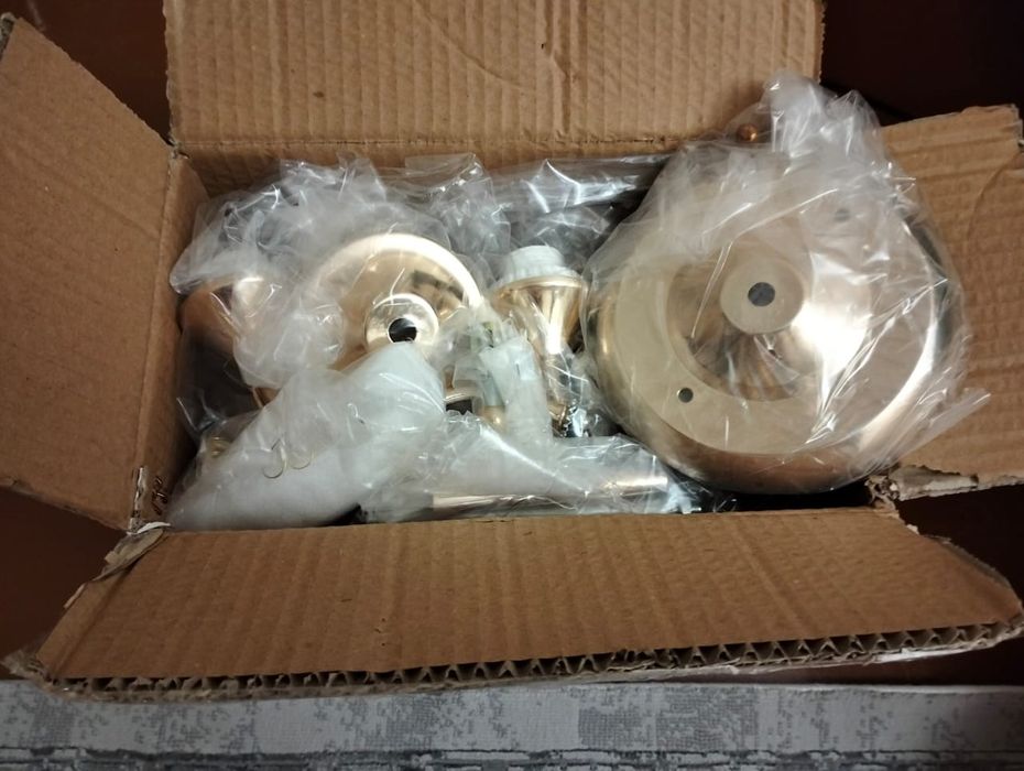 Люстра люстра...