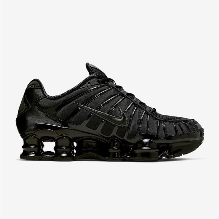 Nike Air Max Shox Black