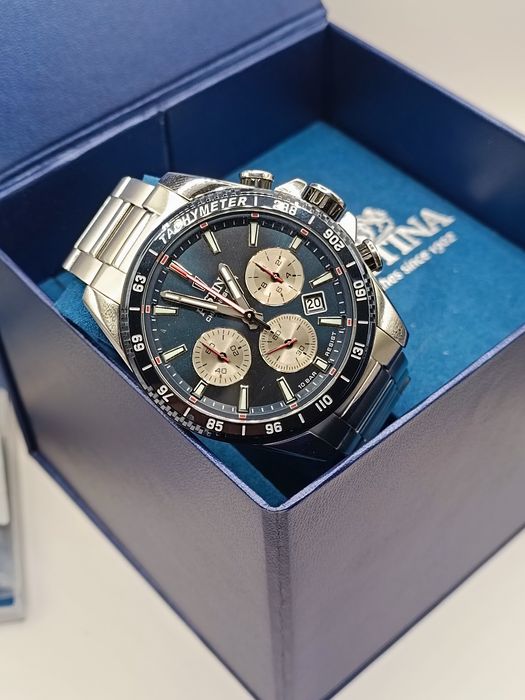 Часовник Festina F20560 / 20 месеца гаранция