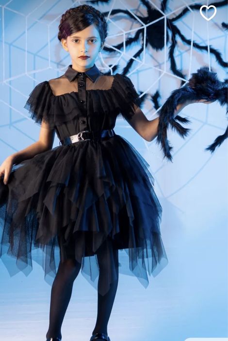 Продам черное платье Уенздей для девочек