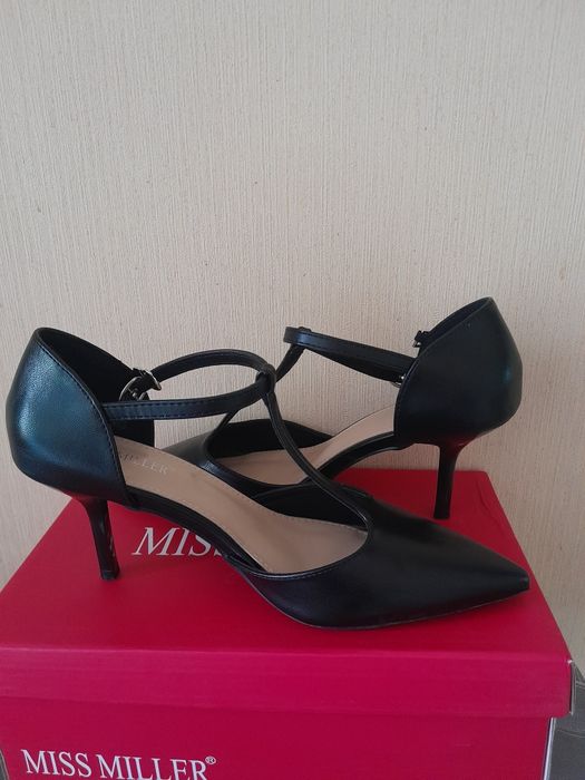 Туфли новые рр 36