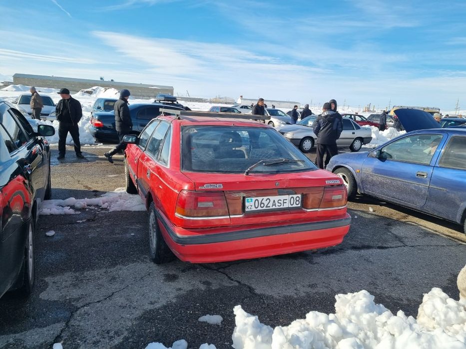 Мазда 626,машина