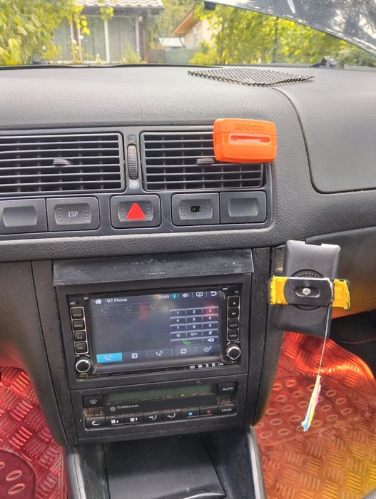 Vând Golf IV 1.6 16v
