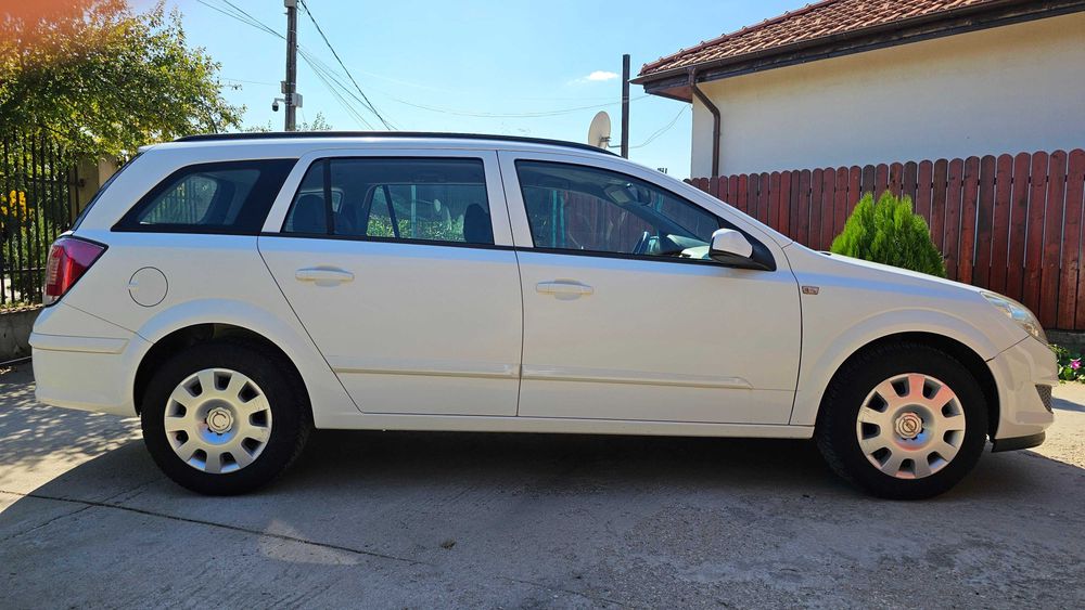 Opel Astra H 2007 1.3 CDTI 90 CP 196.146 km Acte valabile 2027