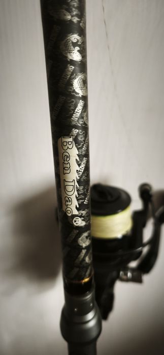 Продам икарповик телекарп с тестом 160 300  и второй удочка маховый 6м