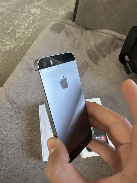 Айфон 5s легенда