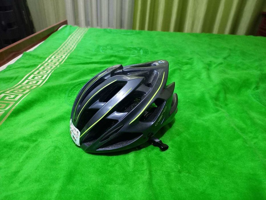 Шлем для велосипеда