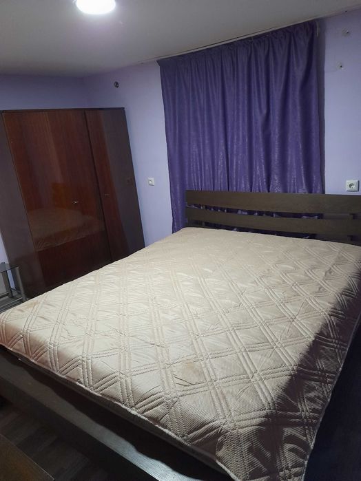 Дава се под наем Етаж от къща в Перник, Център - 56 кв.м за 255 € - Снимка #4