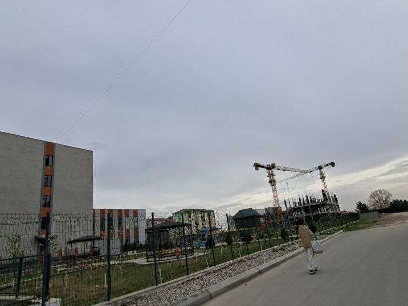 Navoiy markazida Ta’lim kompleksi uchun investitsion loyiha sotiladi