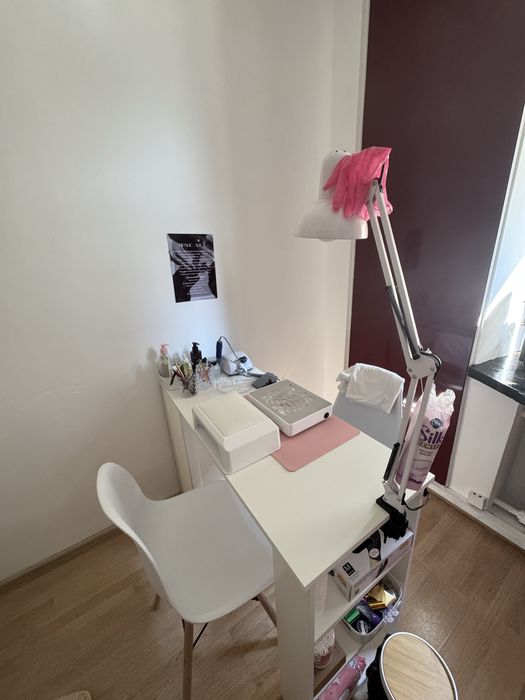 Ищу мастера маникюра/педикюра