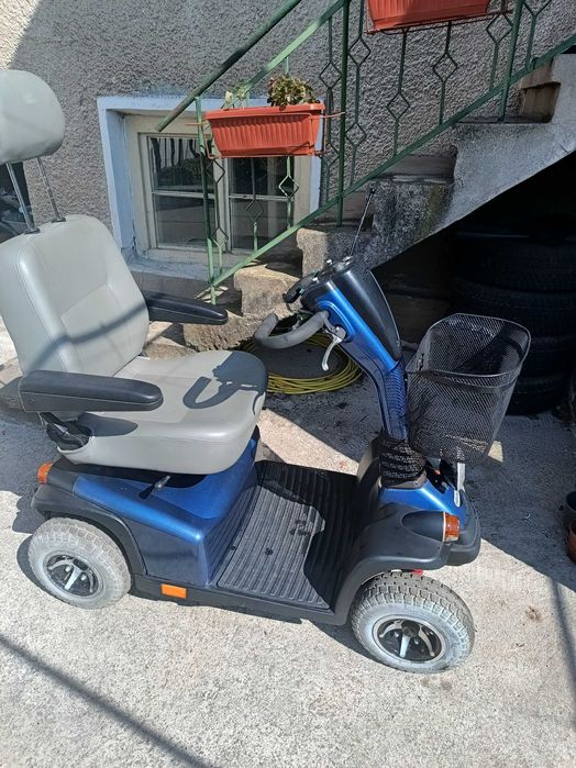 Електрическа инвалидна количка