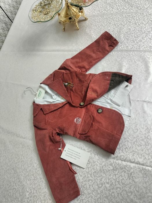 Продам костюм пиджак с рубашкой