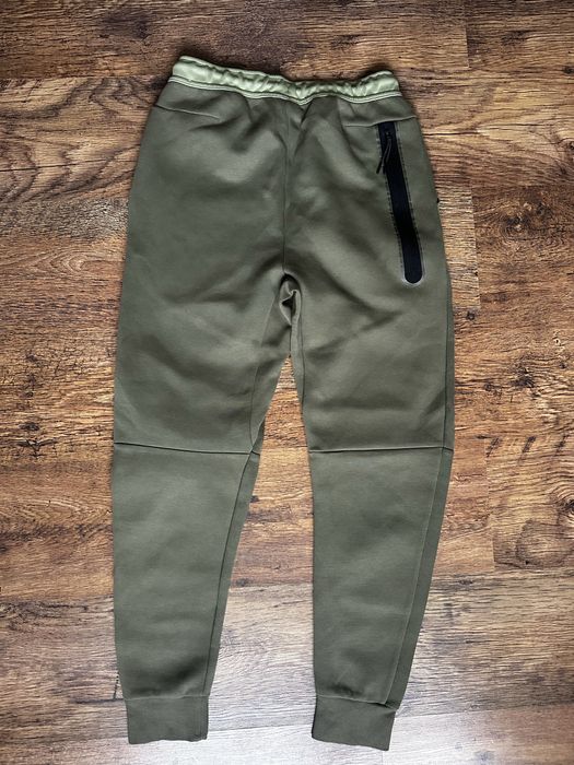 Nike tech green анцуг olive зелен Оригинален! CU4495-222