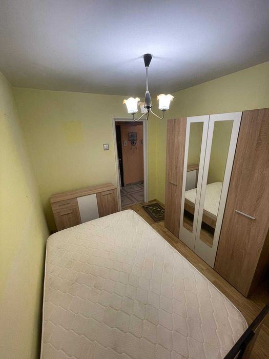 Proprietar inchiriez ap 3 camere etaj 1 zona Banca Nationala