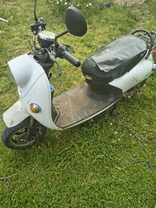 Vând scuter electric VOLTA VS2