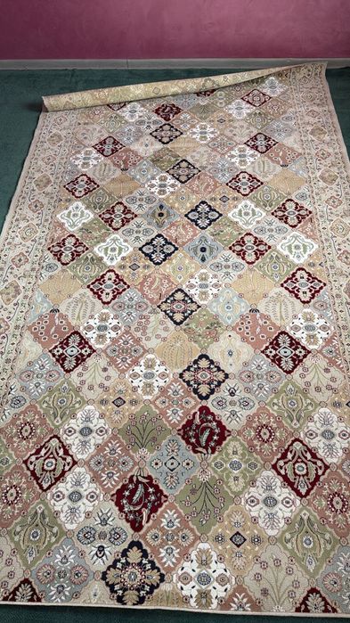 Паласы две шт разных размеров