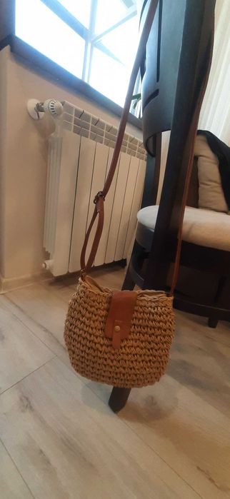 Дамска лятна чанта от ратан