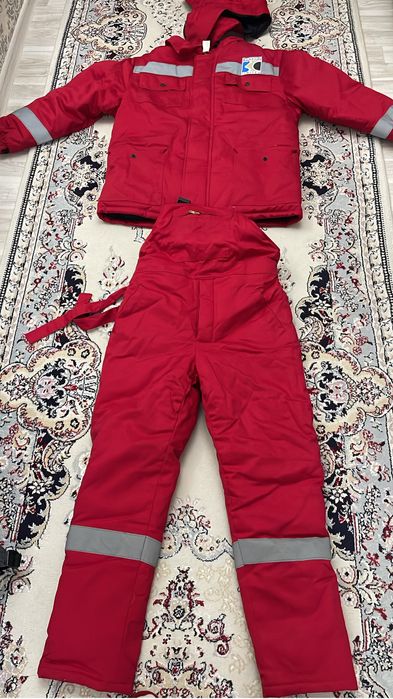 Спецодежда сатылады. Продается