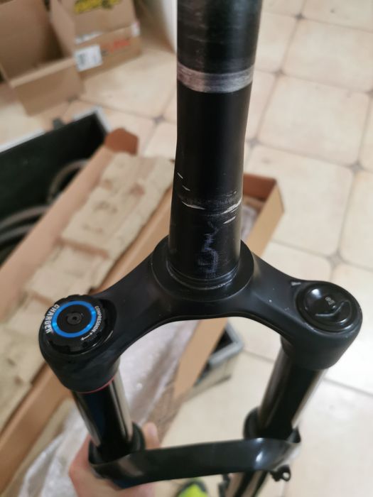 Rockshox lyric select +