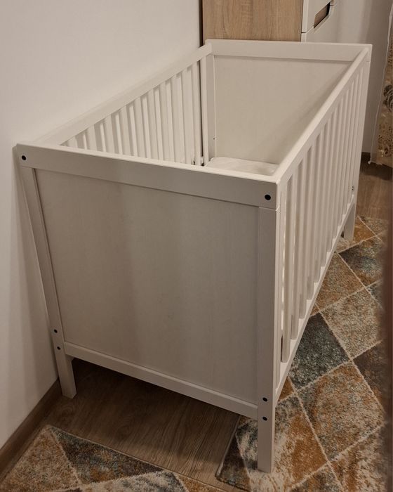 Patut Ikea cu saltea cocos
