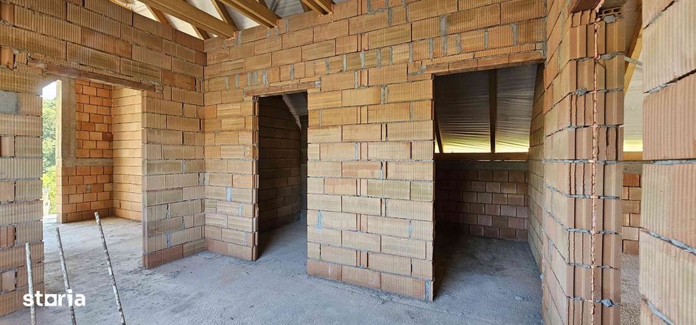 De Vânzare Casă Premium – Corunca, Valea Iubirii
