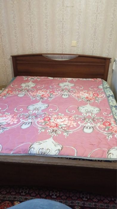 Здраствуйте продам кровать