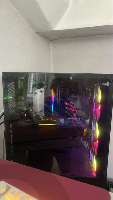 игровой компьютер в комплекте