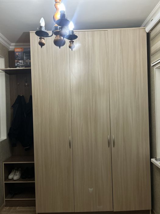 Шкаф для прихожей