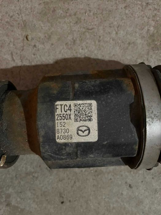 Полуоска за Мазда 3 2,5 бензин 2018г.