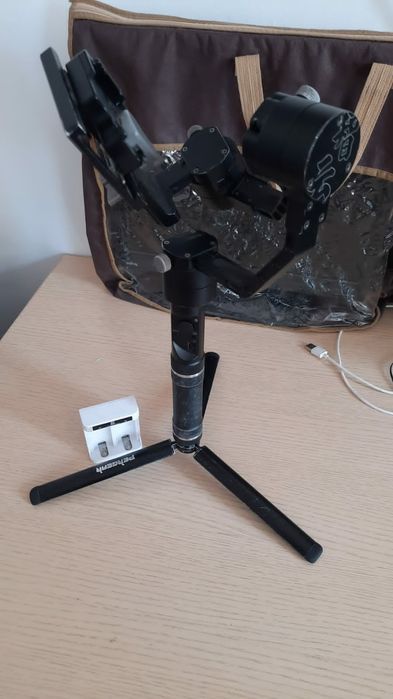 Продается комплект для видео съемки