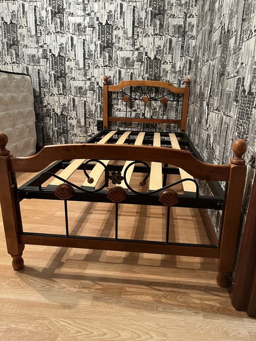 кровать односпальная