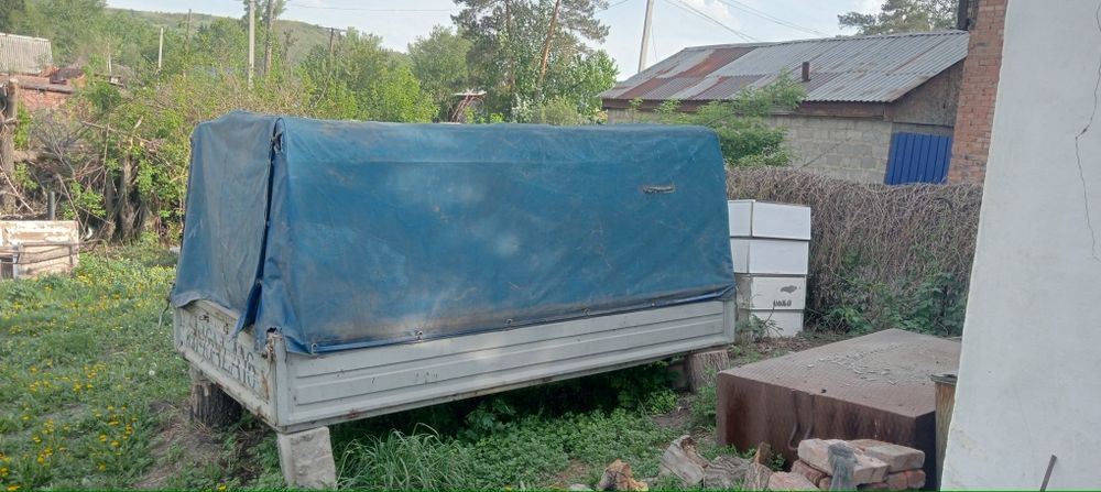 Продам бутку, тент