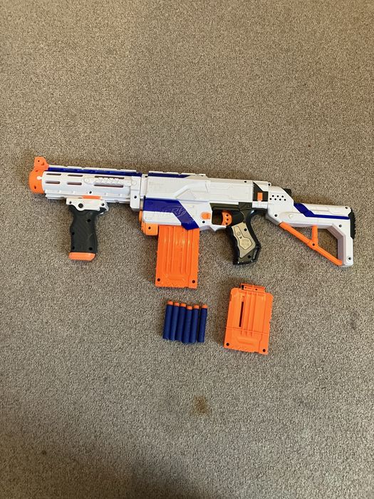 Pusca de jucarie Nerf Retaliator Elite
