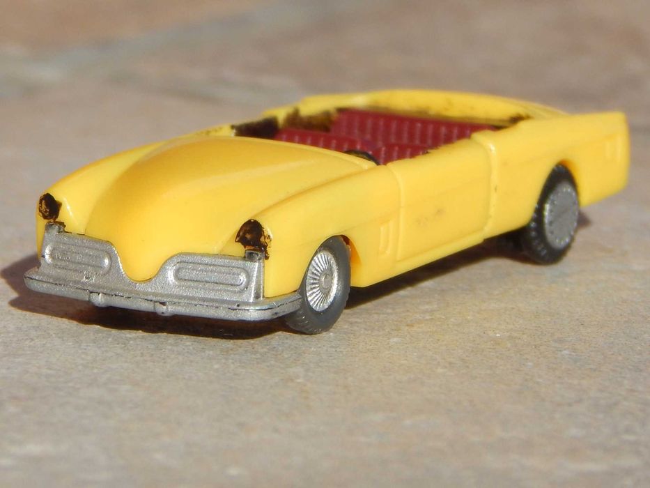Macheta Studebaker Commander 1952 sc 1:87 HO Ferrero Kinder