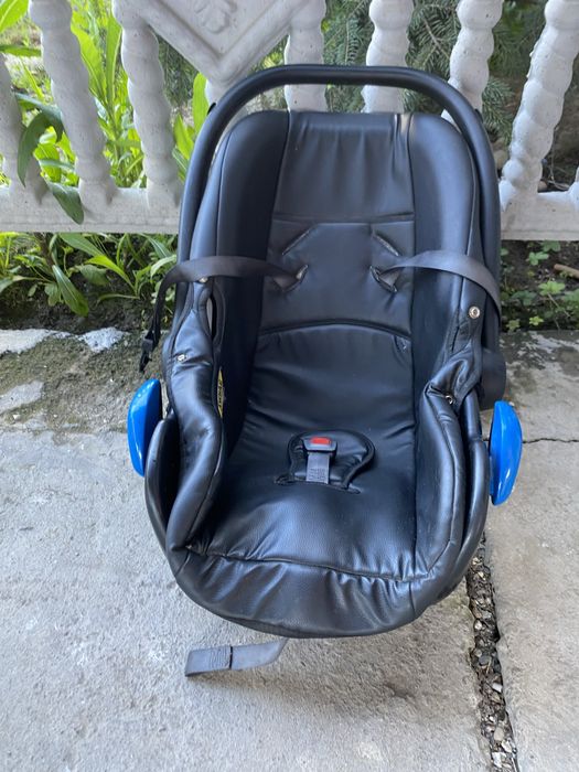 Детское автокресло