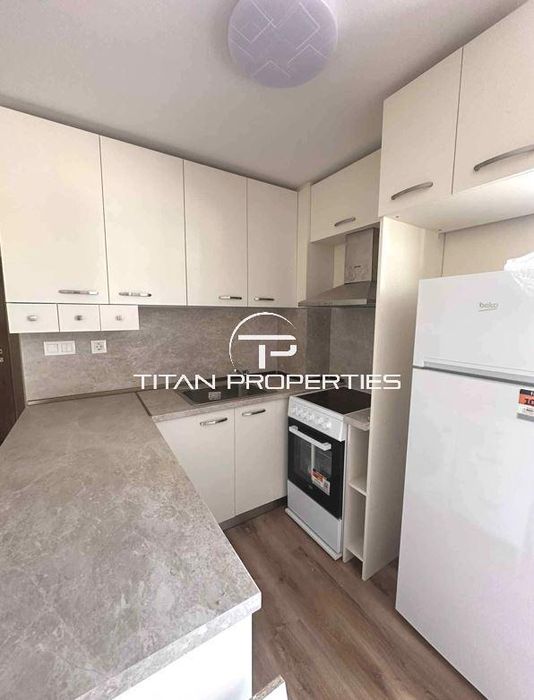 Дава се под наем Двустаен апартамент в Варна, Победа - 70 кв.м за 562 € - Снимка #2