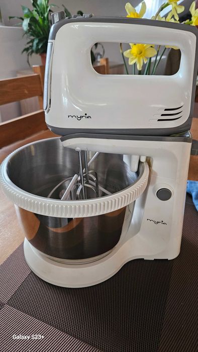 Mixer cu bol Myria