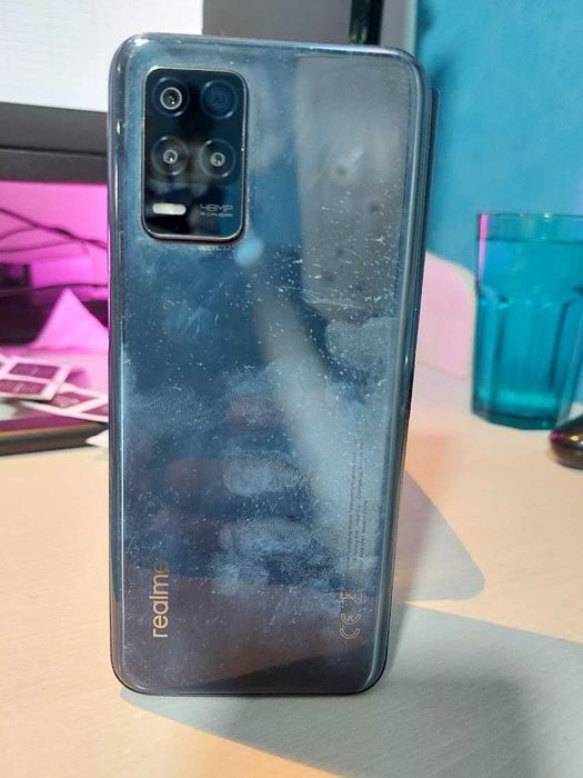 Смартфон Realme 8 5g