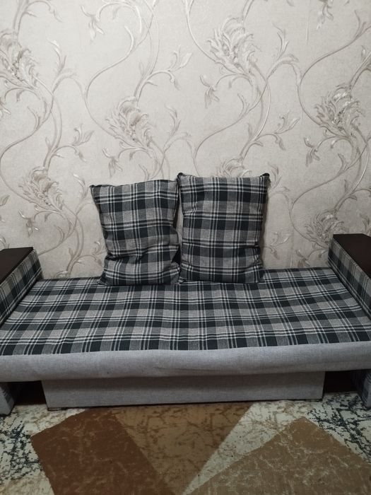 Продам кушетку раскладную