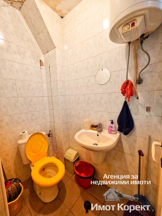 Продава се Магазин в Асеновград - 173 кв.м за 1180 €/кв.м - Снимка #3