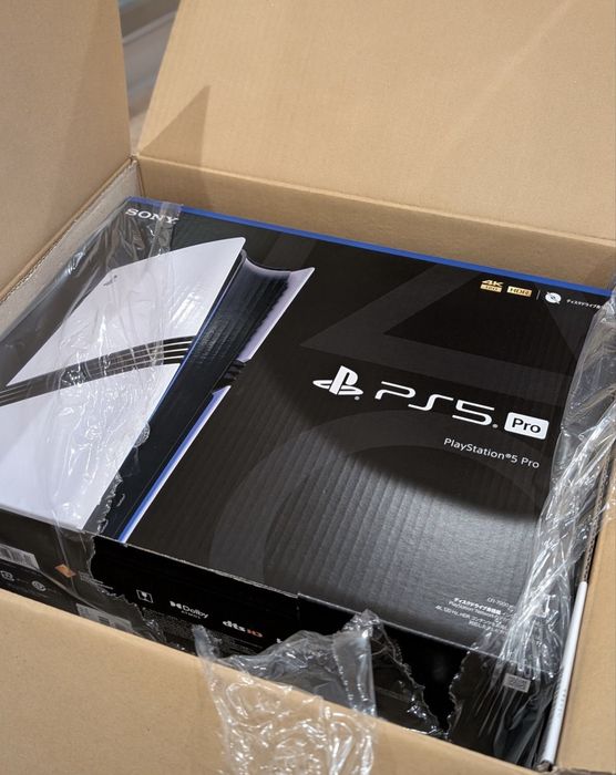 Sony PlayStation 4 Pro 2TB Чисто Нов Гаранция 24м