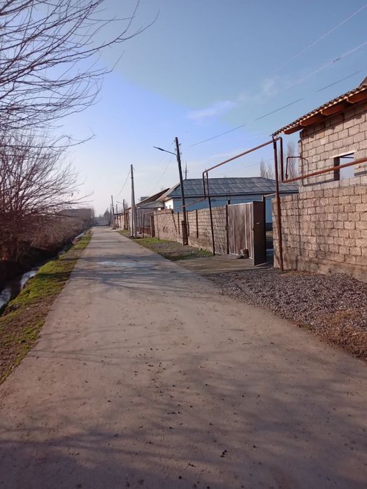 Участка сотилади 10 соток