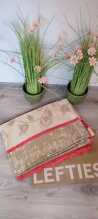 Husă pentru pilota roșu-corai, noua, 140/200, foarte fină