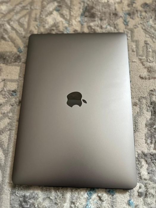 MacBook -Макбук.