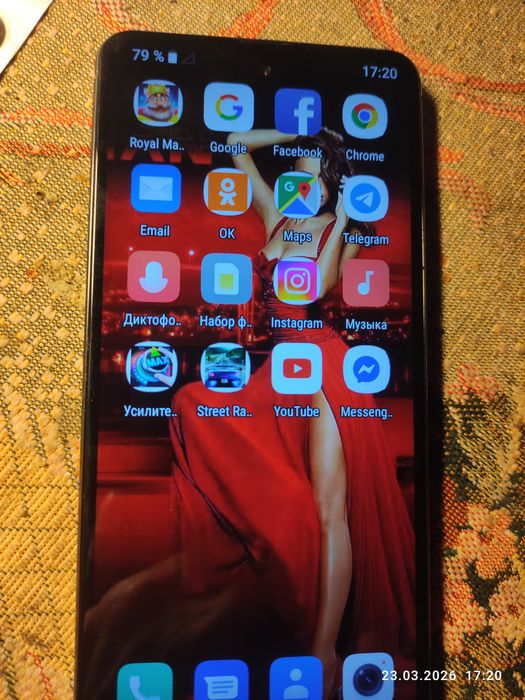 Обменяю телефон на