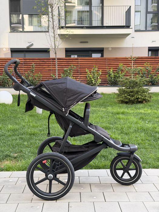 Carut alergare/plimbare Thule Urban 2 Black on Black Stare Excelenta